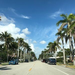 Meet your Posher, Apryl